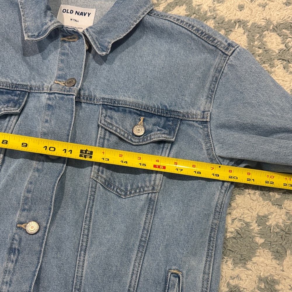 Old Navy Womens wow relaxed Light Blue Denim Jacket medium tall - Picture 8 of 12